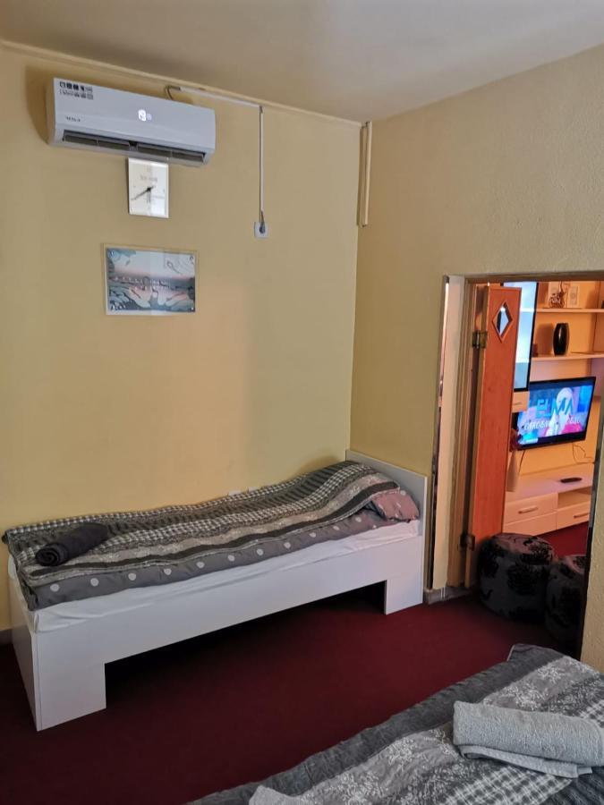 Apartman Nik-Rom Gradiška Eksteriør billede