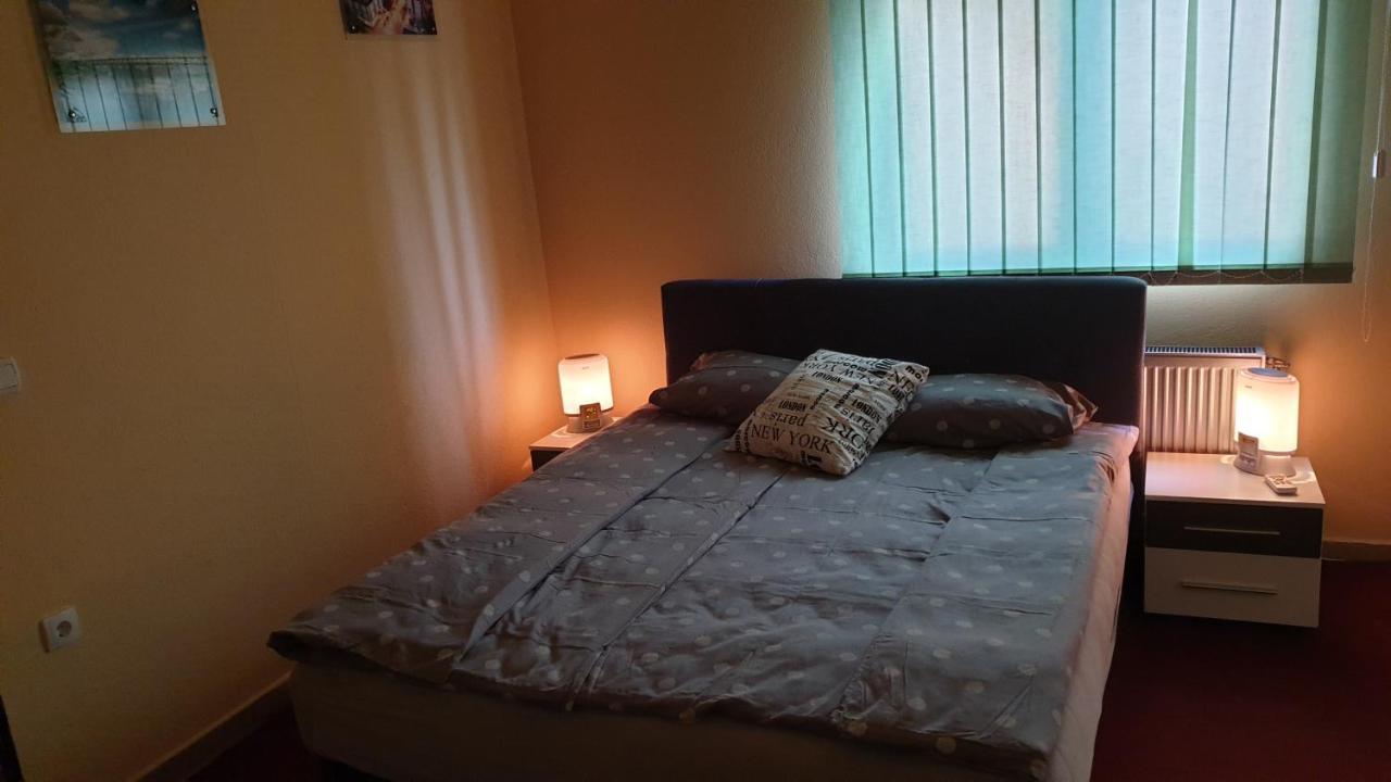 Apartman Nik-Rom Gradiška Eksteriør billede